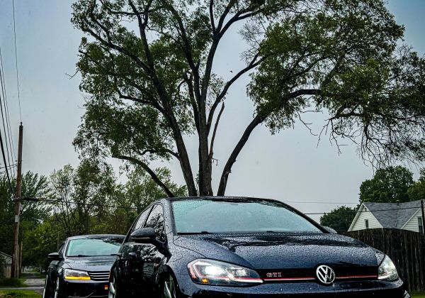 Cars & Coffee